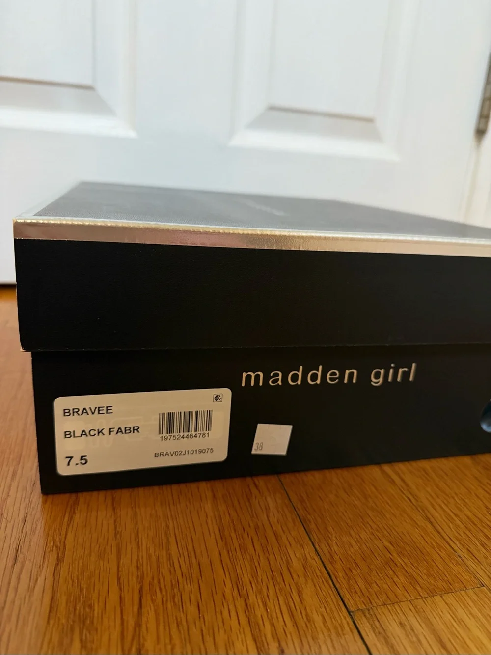 NEW Madden Girl Black Suede Platform Ankle Boots